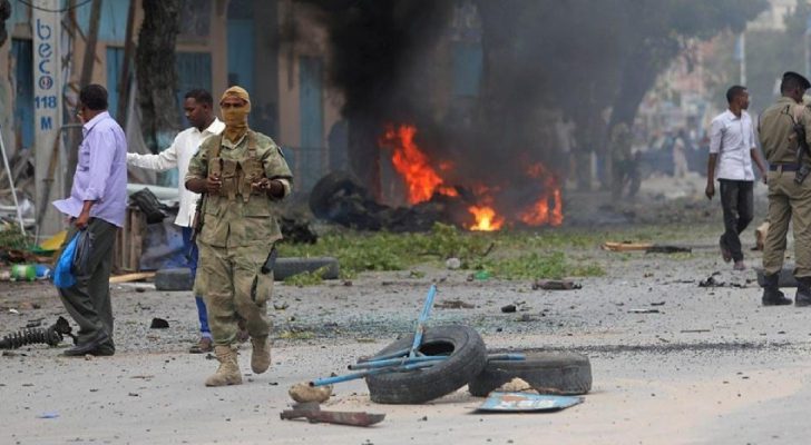 قتلى و جرحى بينهم حاكم منطقة صومالية في هجوم انتحاري