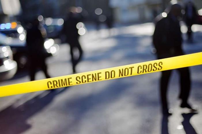 الشارقة : قَتَل زوجته وطفليه وانتحر