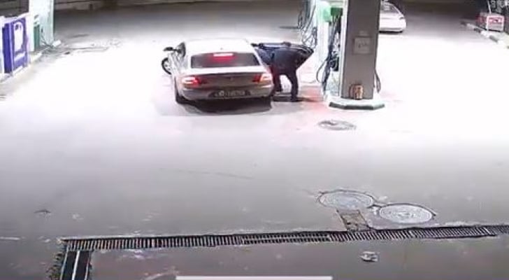 صورة حول : مستعربون يختطفون فلسطينيا في رام الله مستعربون يختطفون فلسطينيا في رام الله