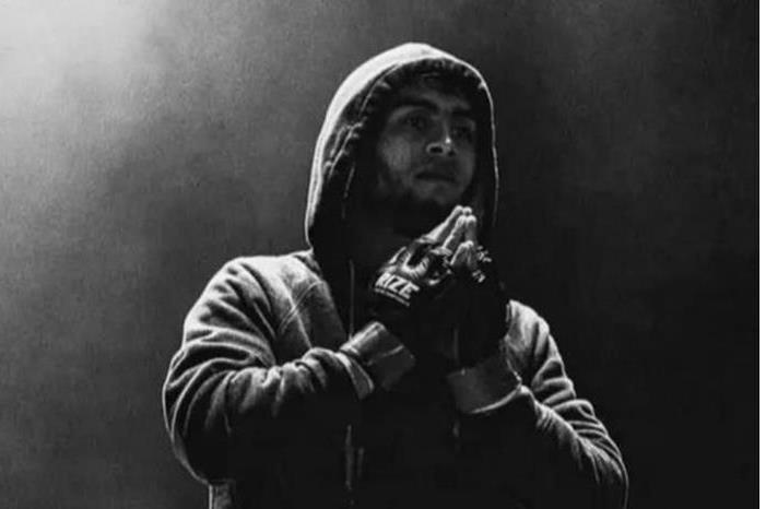 وفاة المقاتل الروسي محمد علي في أمريكا