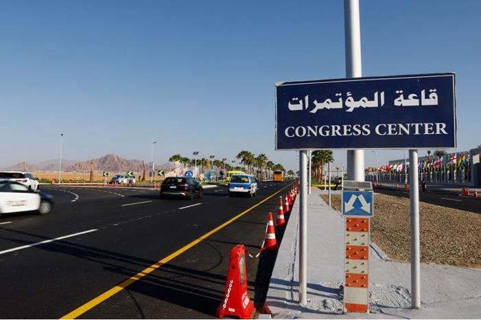 وفد فلسطيني يشارك اليوم باجتماع شرم الشيخ بحضور إقليمي ودولي