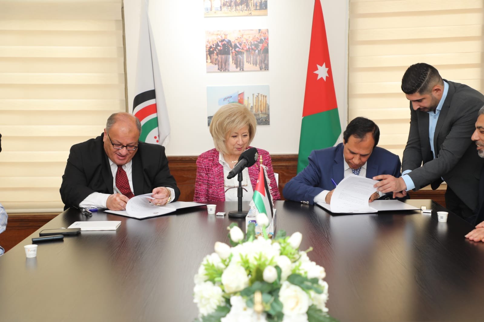 توقيع اتفاقية شراكة بين "مهرجان جرش للثقافة والفنون" و"نقابة الفنانين الأردنيين"