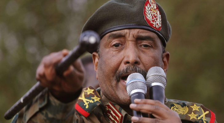 صورة حول : البرهان يطالب بتغيير المبعوث الأممي في السودان البرهان يطالب بتغيير المبعوث الأممي في السودان