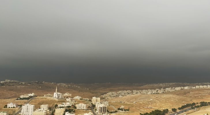 سحب ركامية فوق عمّان
