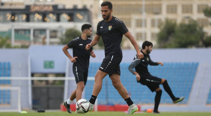 صورة حول : منتخب النشامى يبدأ تدريباته بحضور المحترفين بالخارج منتخب النشامى يبدأ تدريباته بحضور المحترفين بالخارج