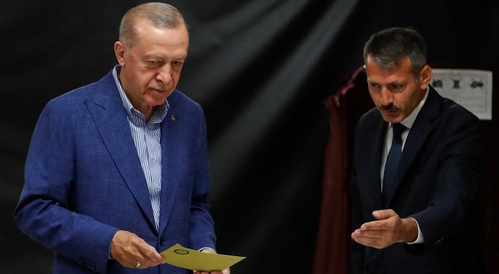 نتائج غير نهائية.. فوز رجب طيب أردوغان برئاسة تركيا