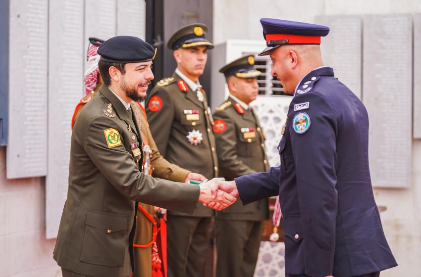 بالصور ... نائب الملك يرعى تقليد الأوسمة بمناسبة ذكرى الثورة العربية