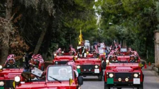 صورة حول : الموكب الأحمر .. تقليد ملكي الموكب الأحمر .. تقليد ملكي