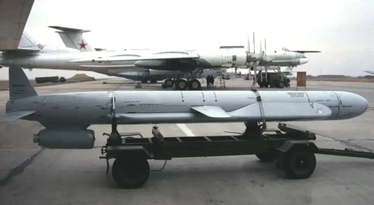 الجيش الأوكراني يؤكد إسقاط ١٣ صاروخ كروز روسيا ليلة الجمعة