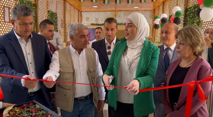 بني مصطفى تفتتح مركزا للوفاق الأسري في العقبة