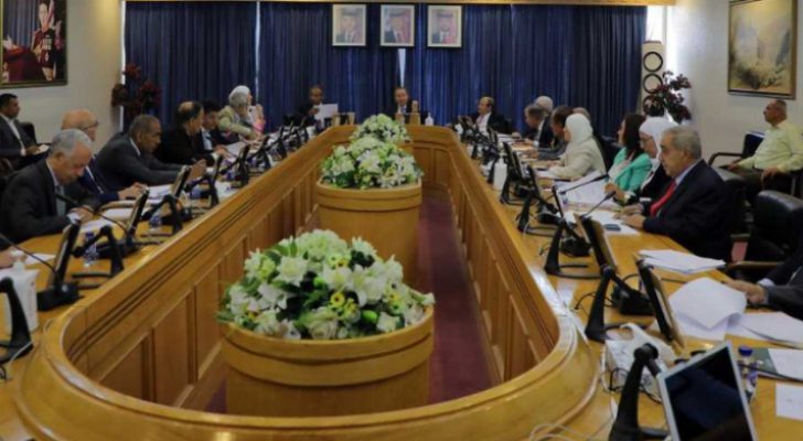 قانونية الأعيان تواصل مناقشتها نظام المجلس الداخلي