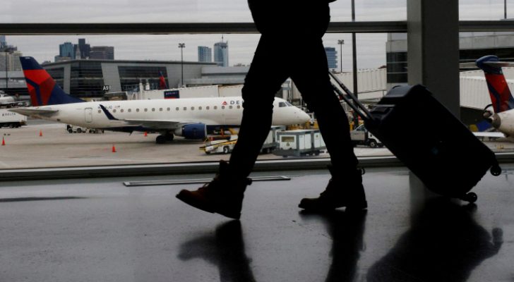 إلغاء رحلات في بريطانيا بسبب اضطرابات في مراقبة الحركة الجوية