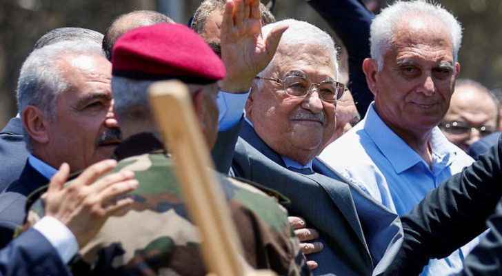 الرئيس الفلسطيني من القاهرة: نأمل أن نلتقي قريبا لنعلن إلى شعبنا إنهاء الانقسام