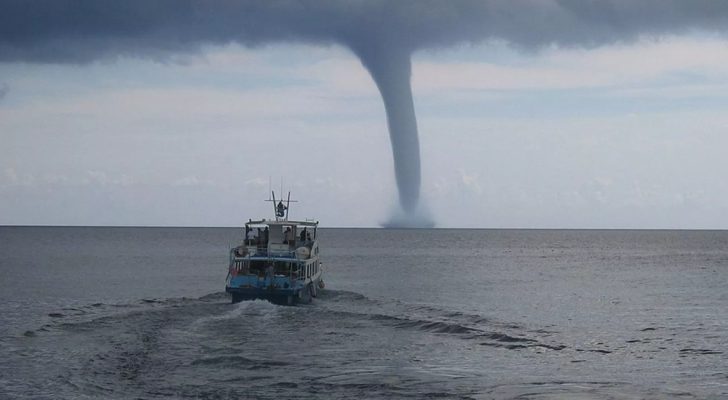 قتلى ومصابون جراء إعصار في روسيا