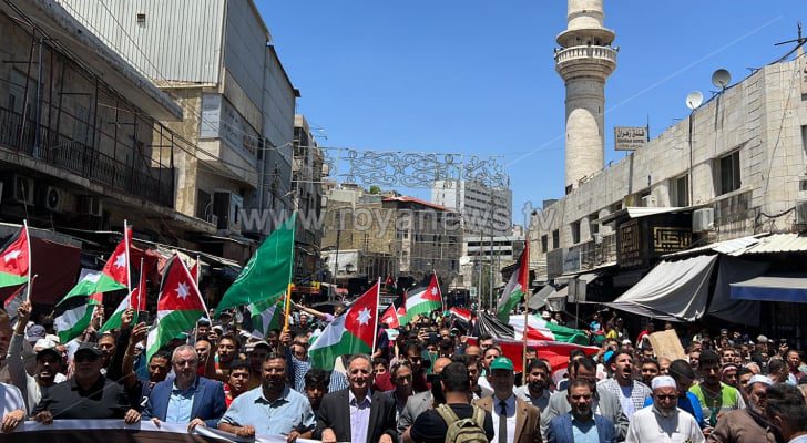 مسيرة حاشدة في وسط البلد بعمان دعما لصمود أهالي جنين