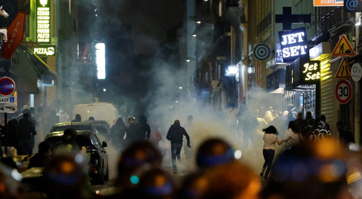 صورة حول : مقتل عنصر إطفاء خلال مكافحته الحرائق في فرنسا مقتل عنصر إطفاء خلال مكافحته الحرائق في فرنسا