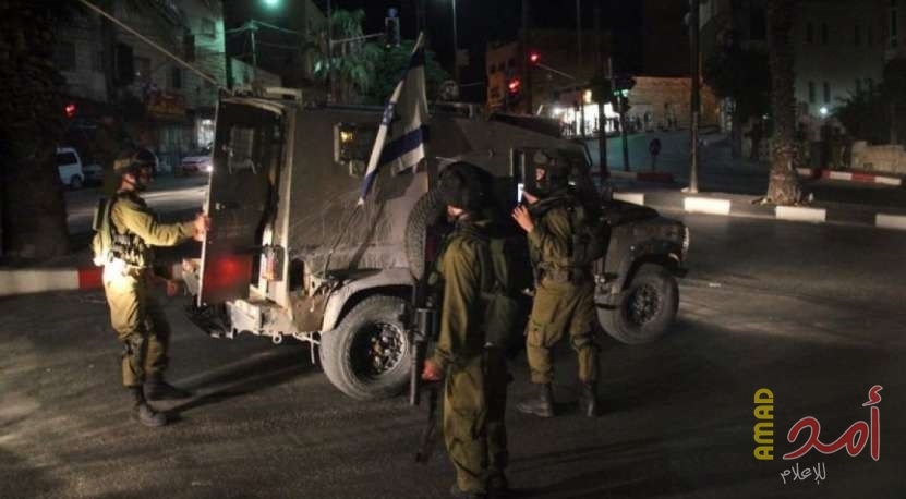 صورة حول : الإعلام العبري: مسلحون يطلقون النار على مركبة مستوطنين بمدينة أريحا الإعلام العبري: مسلحون يطلقون النار على مركبة مستوطنين بمدينة أريحا