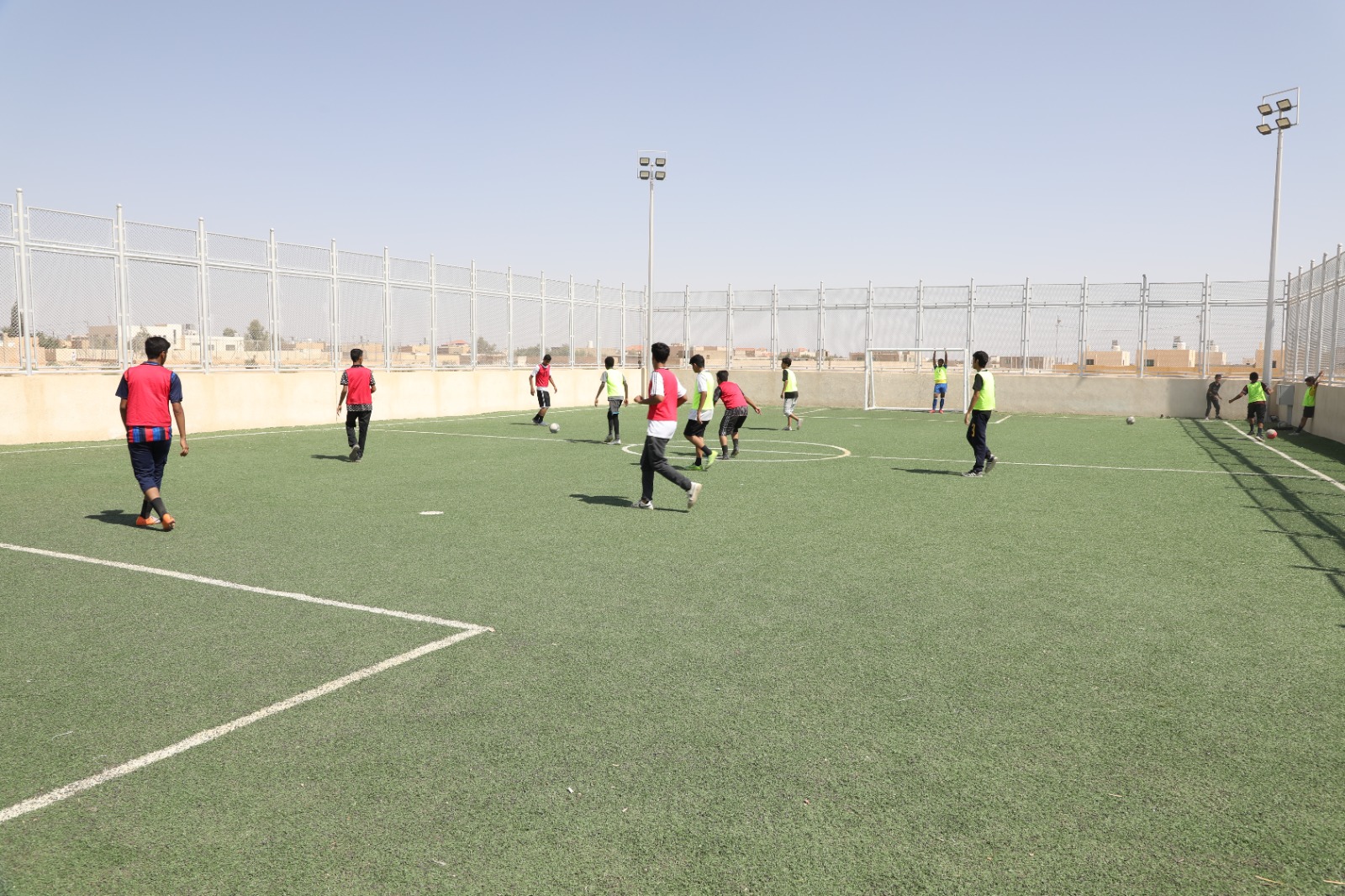 العيسوي يفتتح ويتفقد مشاريع مبادرات ملكية في معان