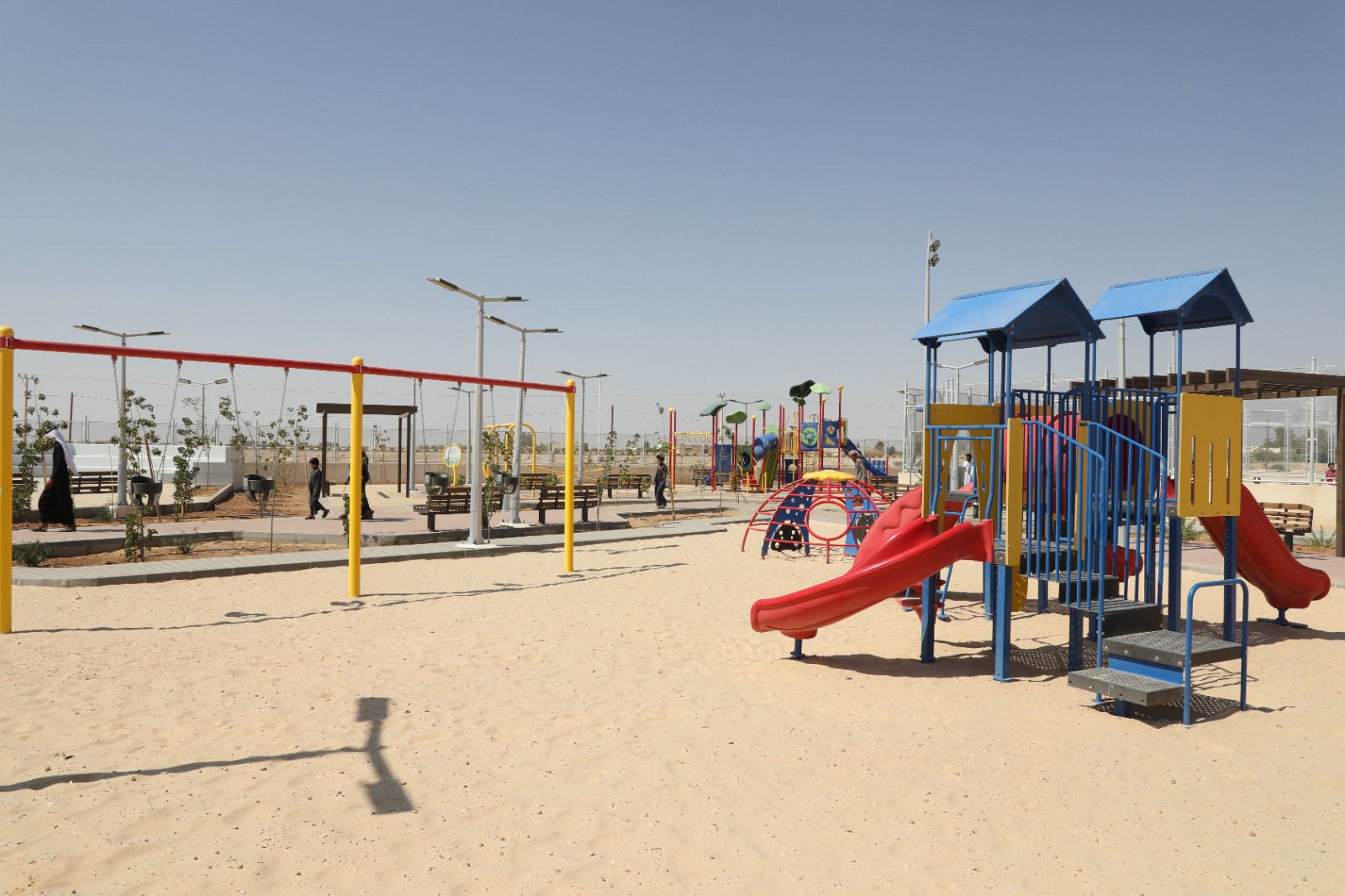 العيسوي يفتتح ويتفقد مشاريع مبادرات ملكية في معان