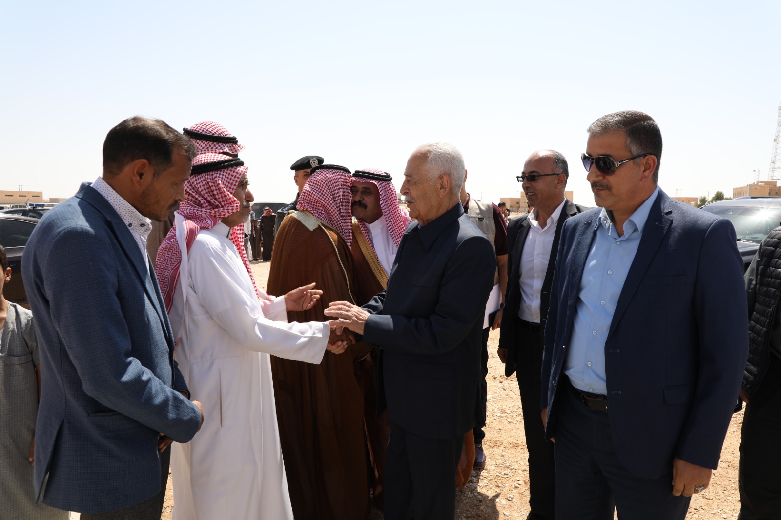 صورة حول : العيسوي يفتتح ويتفقد مشاريع مبادرات ملكية في معان العيسوي يفتتح ويتفقد مشاريع مبادرات ملكية في معان