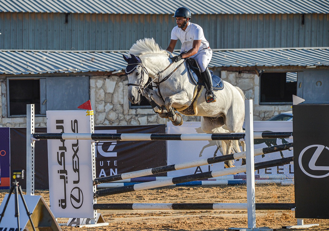 صورة حول : "المركزية لكزس" ترعى الجولة الخامسة من بطولة الأردن للقفز عن الحواجز لعام 2023 "المركزية لكزس" ترعى الجولة الخامسة من بطولة الأردن للقفز عن الحواجز لعام 2023