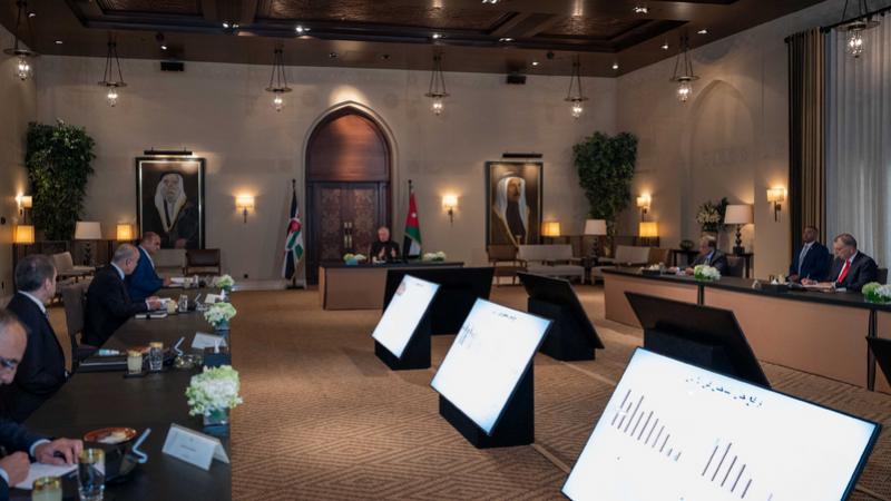 صورة حول : الملك يدعو لاستراتيجية متكاملة لمكافحة التدخين الملك يدعو لاستراتيجية متكاملة لمكافحة التدخين