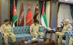 صورة حول : رئيس هيئة الأركان المشتركة يستقبل وفداً عسكرياً بحرينياً رئيس هيئة الأركان المشتركة يستقبل وفداً عسكرياً بحرينياً