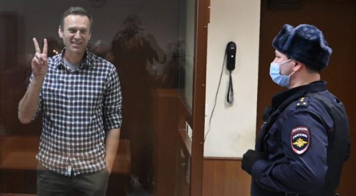 صورة حول : محكمة روسية تقضي بحبس أشهر معارضي بوتين ١٩ عاما محكمة روسية تقضي بحبس أشهر معارضي بوتين ١٩ عاما