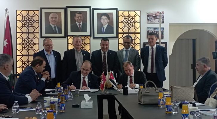 ملتقى الأعمال الأردني الفلسطيني يبحث تعزيز التجارة مع تونس