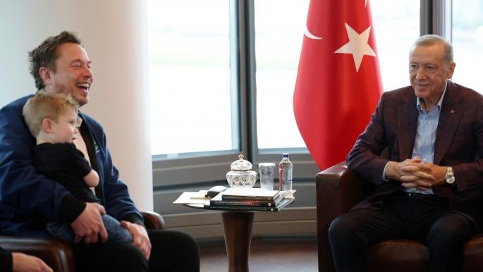 شاهدوا لقاء اردوغان بايلون  ماسك وماذا طلب منه