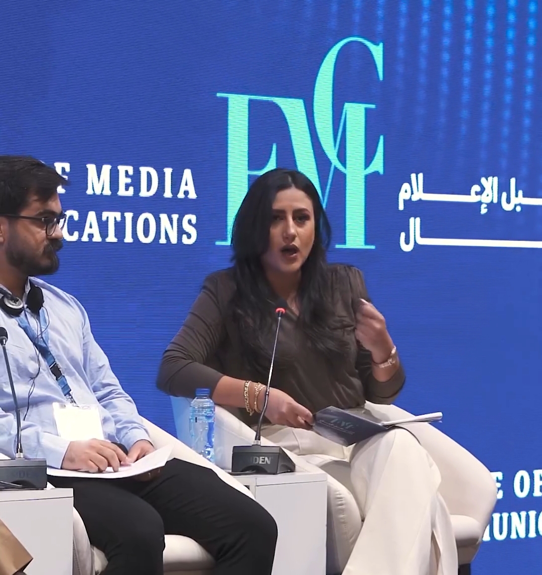 الآراء تجتمع على سطوة السوشيال ميديا مقابل الإعلام التقليدي في الجلسة الأولى من أعمال اليوم الثاني لملتقى "مستقبل الإعلام والاتصال"