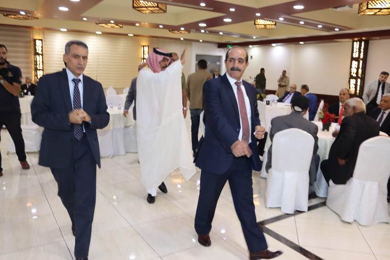 بالصور والفيديو ... الزميل القرعان يولم للفايز والعيسوي