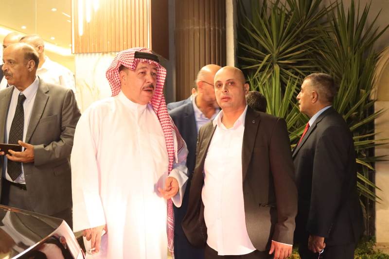 بالصور والفيديو ... الزميل القرعان يولم للفايز والعيسوي