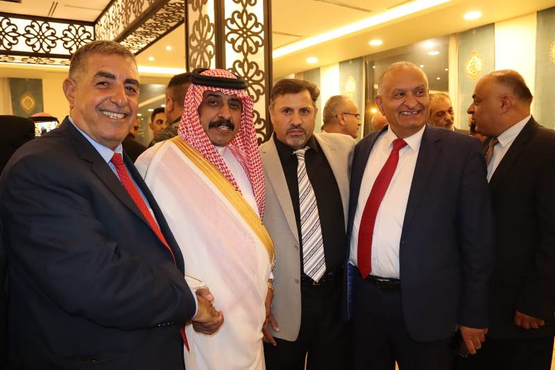 بالصور والفيديو ... الزميل القرعان يولم للفايز والعيسوي