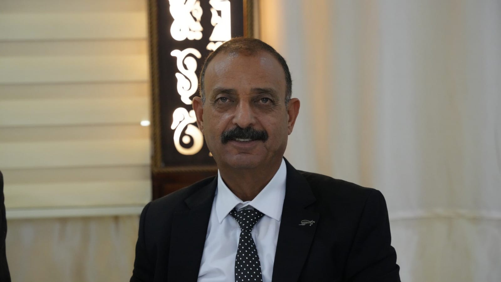 بالصور والفيديو ... الزميل القرعان يولم للفايز والعيسوي