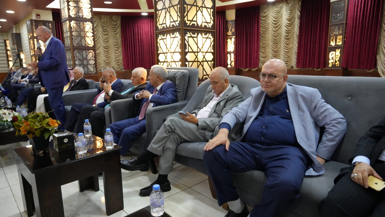 بالصور والفيديو ... الزميل القرعان يولم للفايز والعيسوي