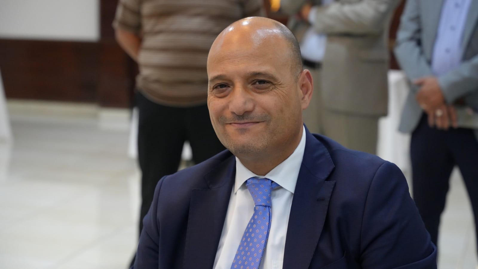 بالصور والفيديو ... الزميل القرعان يولم للفايز والعيسوي