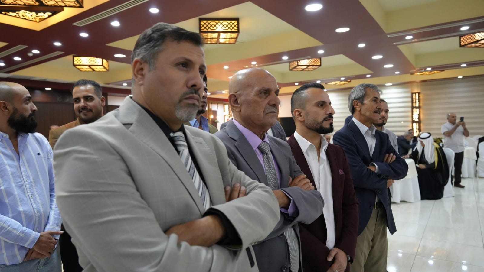 بالصور والفيديو ... الزميل القرعان يولم للفايز والعيسوي