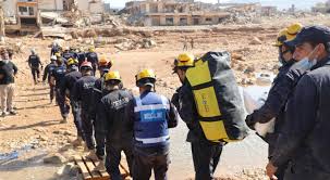 شاهد بالصور.. فريق البحث والإنقاذ الدولي الأردني: نخوتنا تسابق الأقدام في درنة المنكوبة