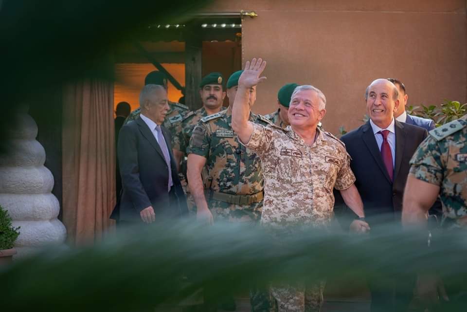 صورة حول : الملك يؤكد على أن الأردن لن يتوانى عن فعل ما يلزم بهدف حماية حدوده الملك يؤكد على أن الأردن لن يتوانى عن فعل ما يلزم بهدف حماية حدوده