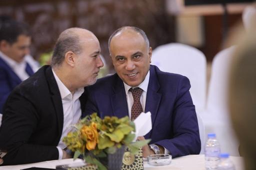 بالصور والفيديو ... الزميل القرعان يولم للفايز والعيسوي