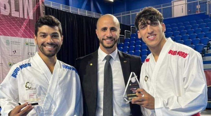 صورة حول : المصاطفة والجعفري يحصدان جائزة Grand Winners لأفضل لاعبي كراتيه بالعالم المصاطفة والجعفري يحصدان جائزة Grand Winners لأفضل لاعبي كراتيه بالعالم