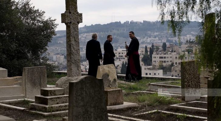 خوري يشيد بمواقف أكثر من ٣٠ كنيسة أمريكية تحذر بايدن من استهداف الوجود المسيحي بالقدس