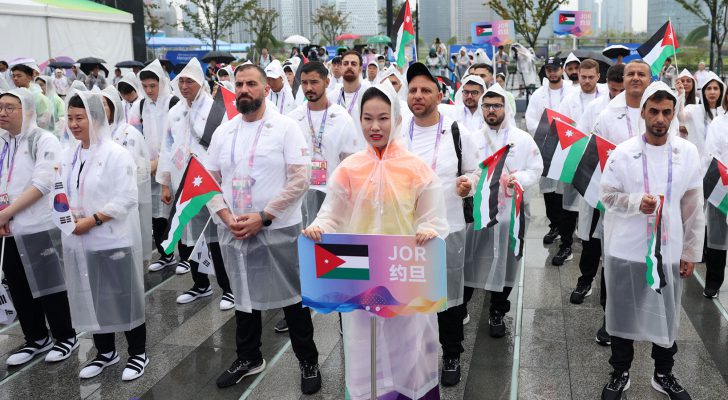 رفع العلم الأردني في قرية الرياضيين بدورة الألعاب الآسيوية