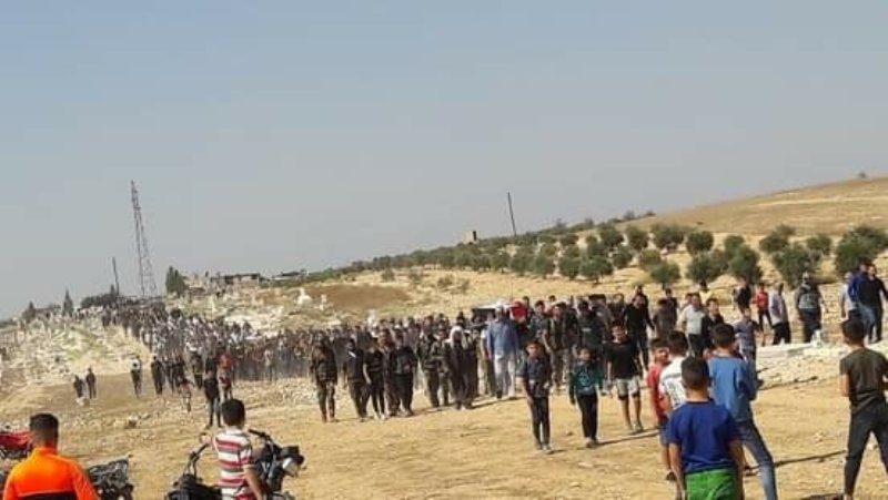 شاهدوا فيديو وصور .. تشييع ضحايا الهجوم على الكلية الحربية في حمص