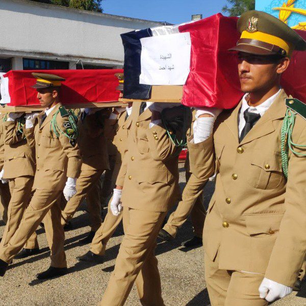 شاهدوا فيديو وصور .. تشييع ضحايا الهجوم على الكلية الحربية في حمص