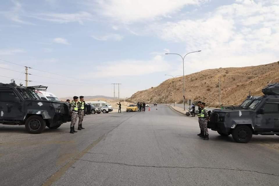 بالصور نشامى الأمن العام ينشرون الأمن ويحافظون على الأمان