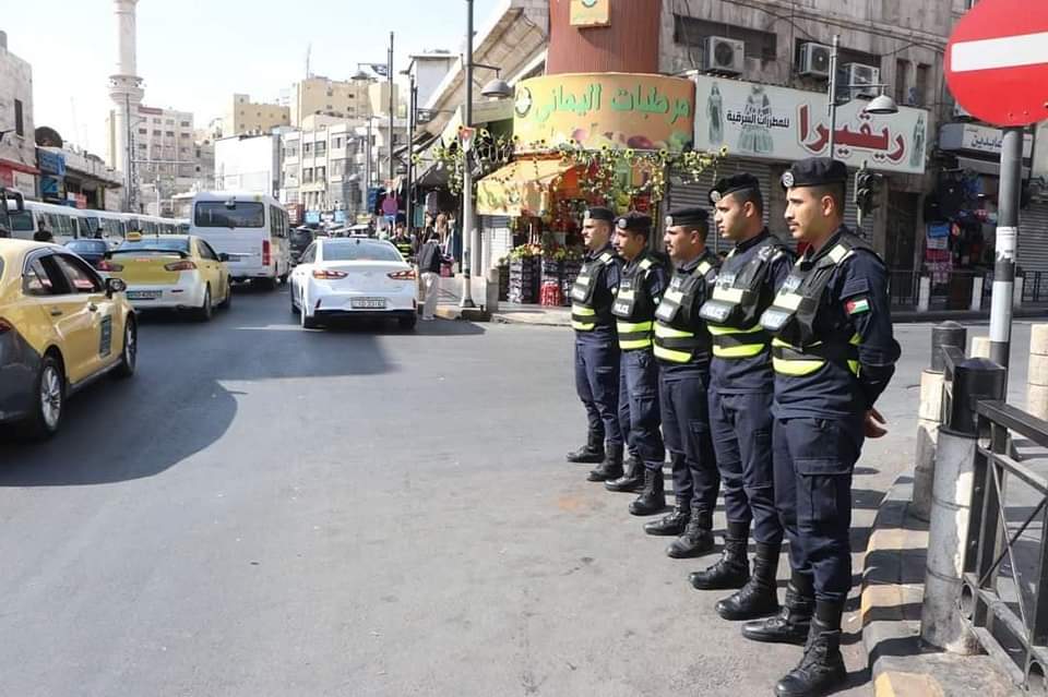 بالصور نشامى الأمن العام ينشرون الأمن ويحافظون على الأمان