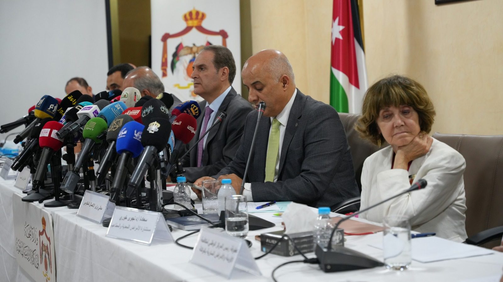 مهيدات : الأردن يستورد الكثير من الأدوية واللقاحات غير المسجلة