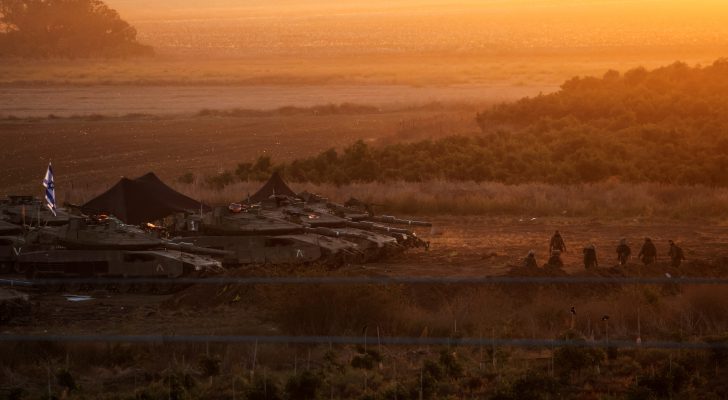 عائلات أسرى إسرائيل قلقون من تداعيات العملية البرية